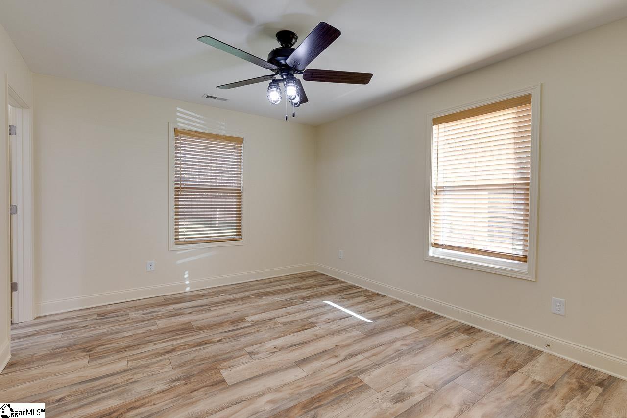 1623 River Oak Road Inman, SC 29349 - Photo 11 of 36