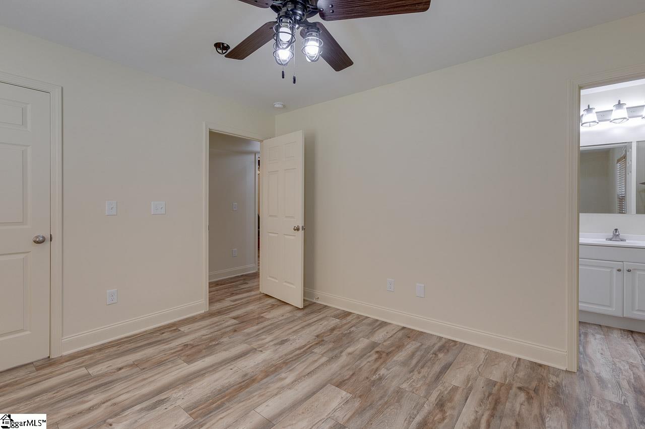 1623 River Oak Road Inman, SC 29349 - Photo 12 of 36