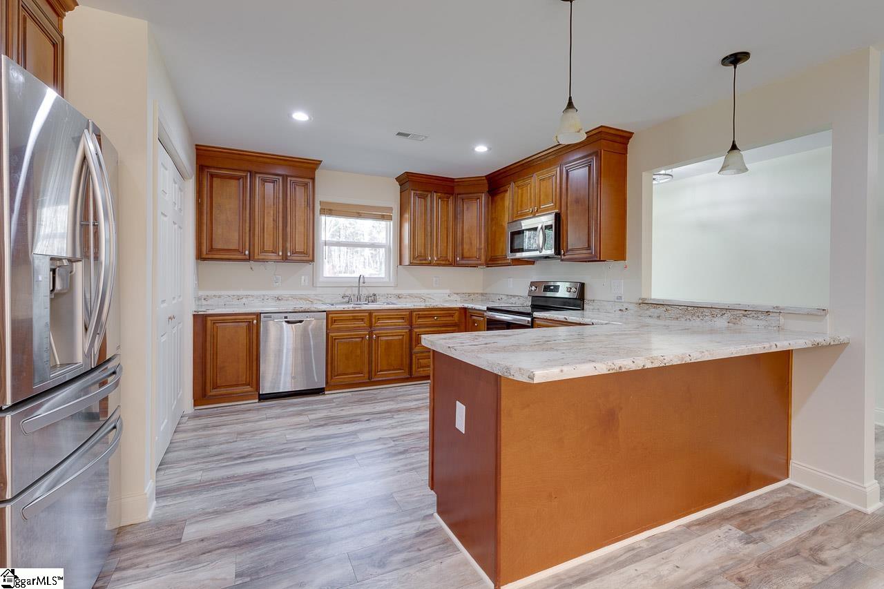 1623 River Oak Road Inman, SC 29349 - Photo 16 of 36