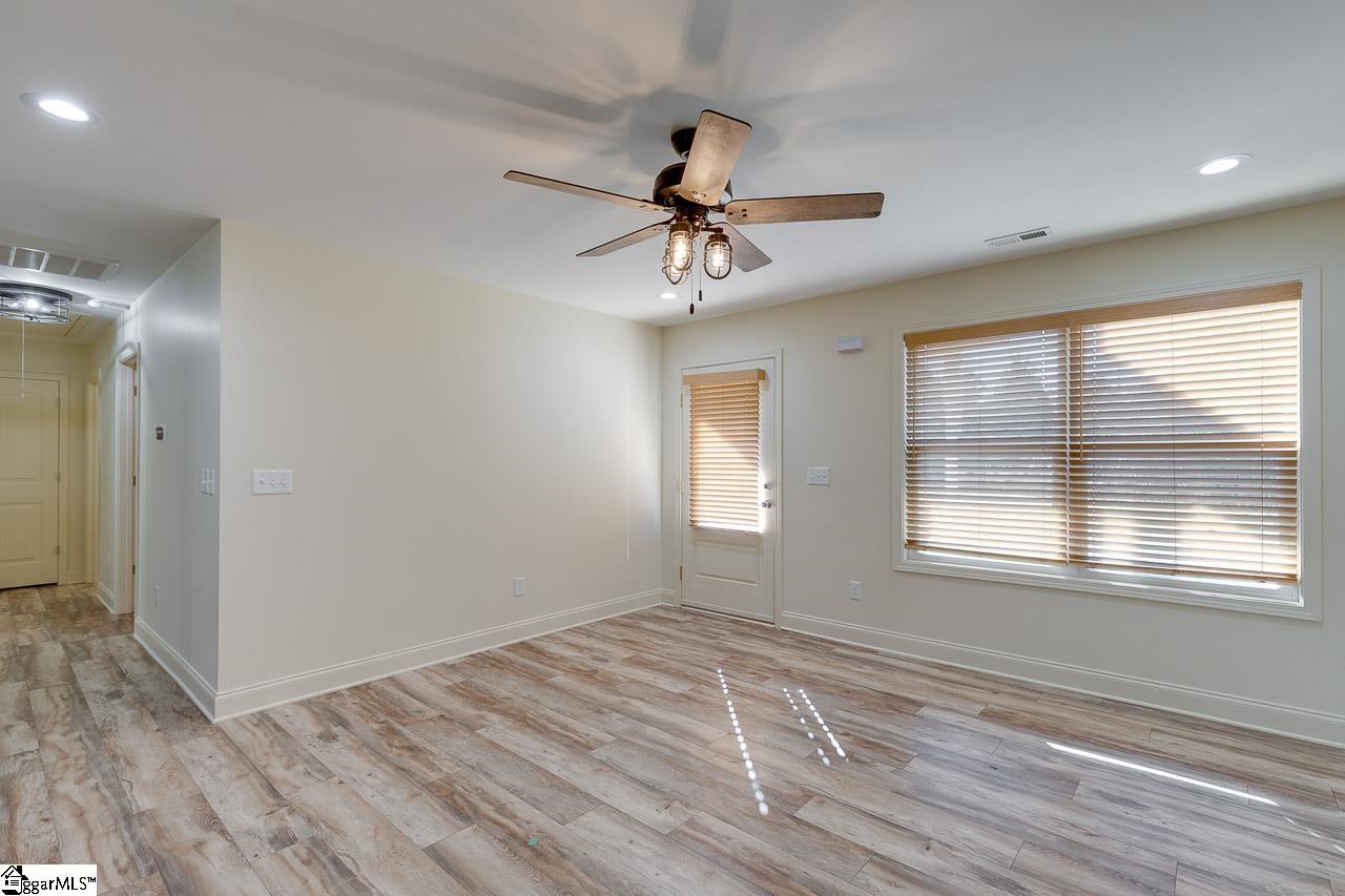 1623 River Oak Road Inman, SC 29349 - Photo 6 of 36