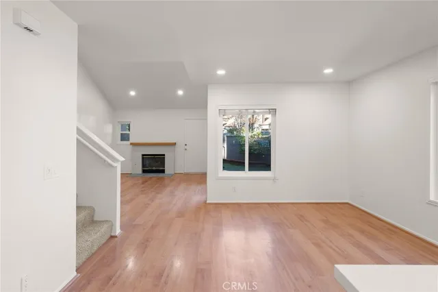 $4,500 | 1135 Via Colinas, Thousand Oaks, CA 91362