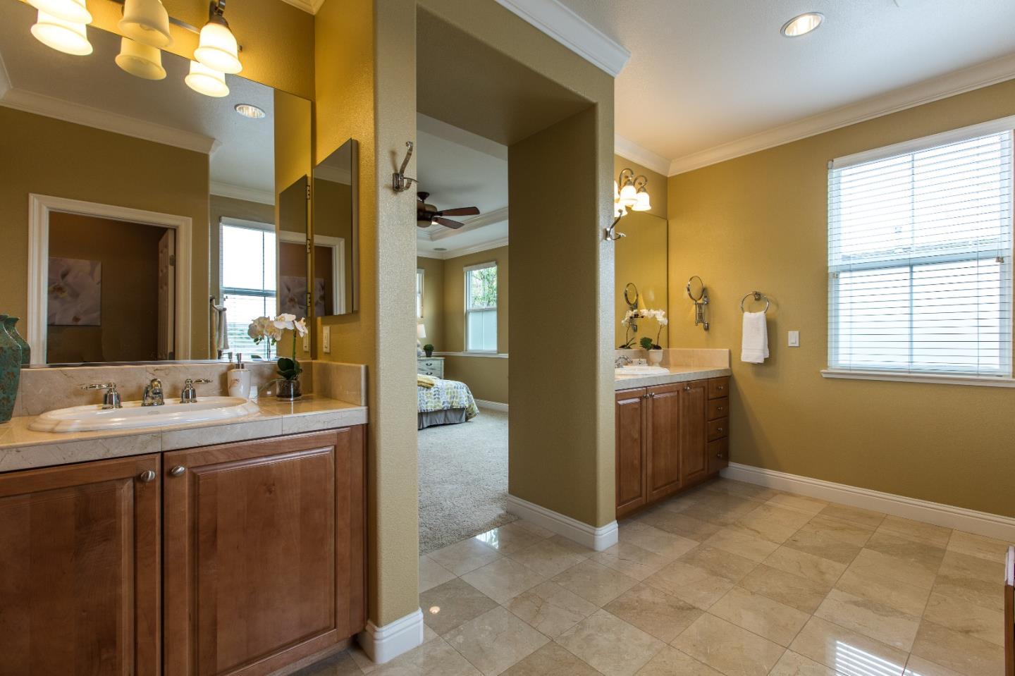 335 Ascente Commons San Jose, CA 95125 - Photo 18 of 38 a room with a sink and a mirror