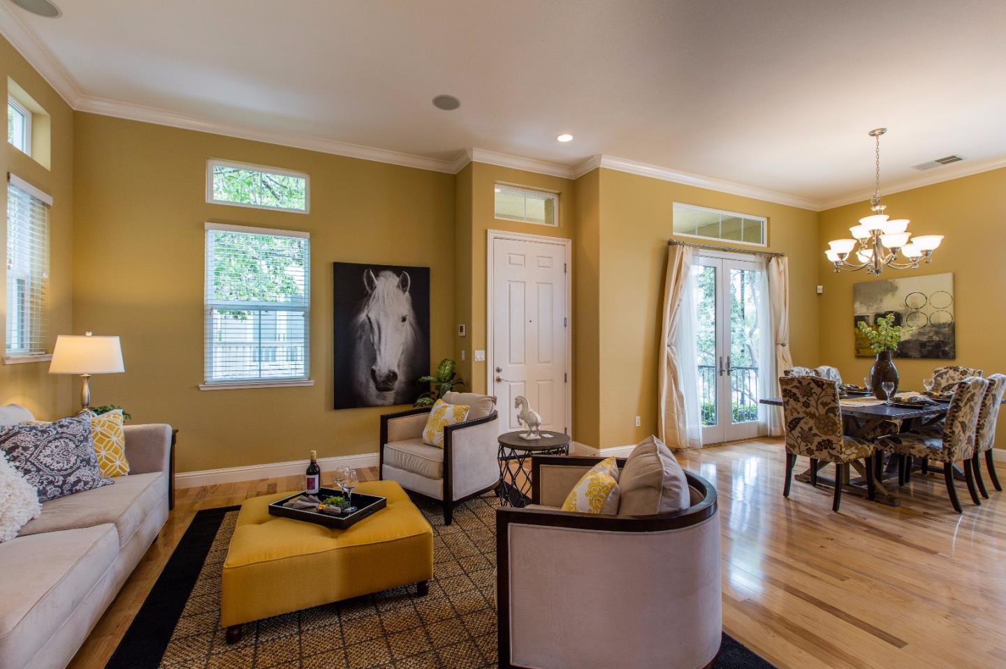 335 Ascente Commons San Jose, CA 95125 - Photo 3 of 38 a living room with furniture and a flat screen tv