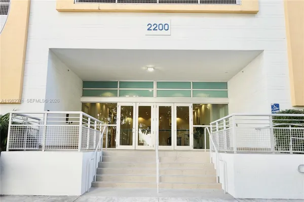 $360,000 | 2200 Northeast 4th Avenue, Unit 503, Miami, FL 33137