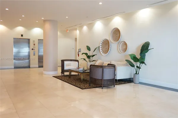 $360,000 | 2200 Northeast 4th Avenue, Unit 503, Miami, FL 33137