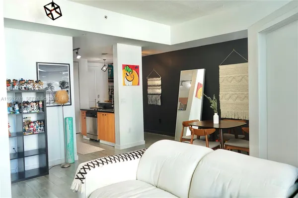 $360,000 | 2200 Northeast 4th Avenue, Unit 503, Miami, FL 33137
