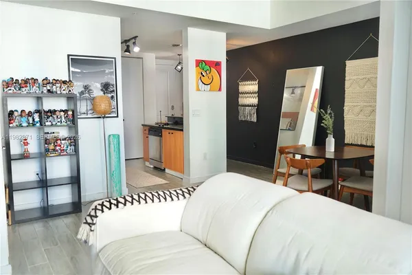 $360,000 | 2200 Northeast 4th Avenue, Unit 503, Miami, FL 33137