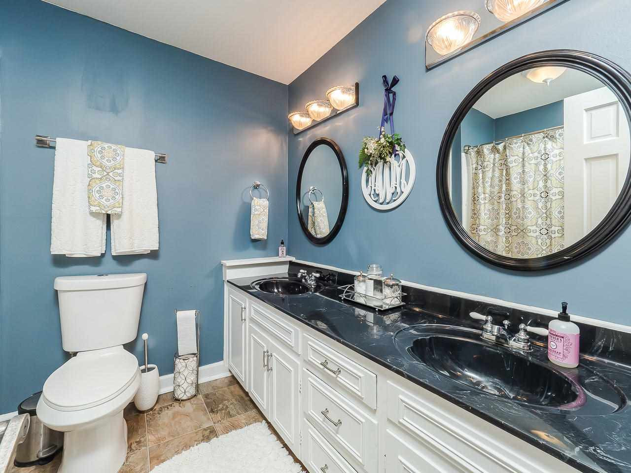 2002 Port Royal Road Raleigh, NC 27609 - Photo 12 of 23 Master Bath