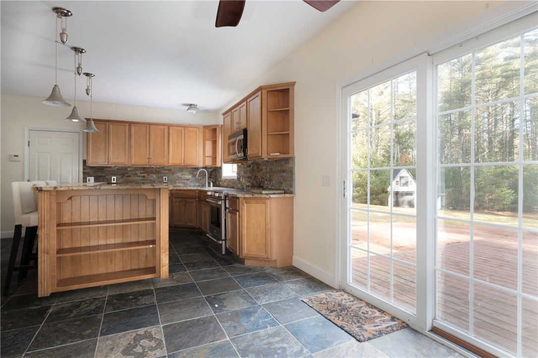 700 Cahoone Road Coventry, RI 02827 - Photo 11 of 22