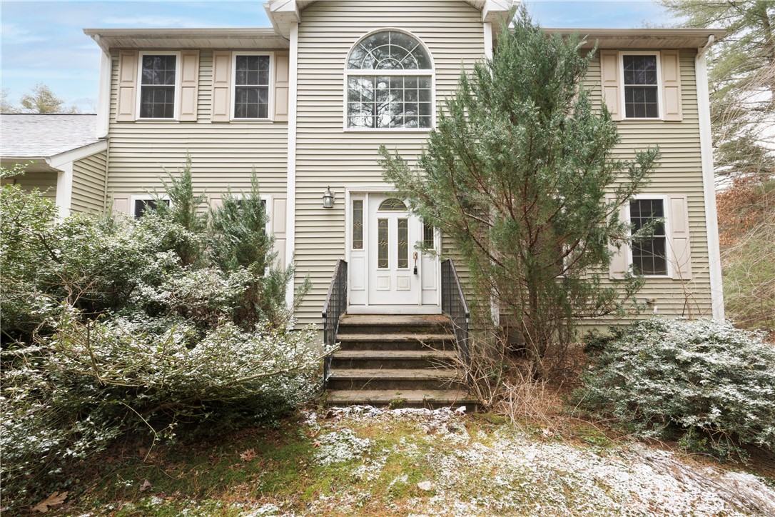 700 Cahoone Road Coventry, RI 02827 - Photo 5 of 22