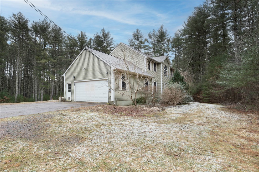 700 Cahoone Road Coventry, RI 02827 - Photo 6 of 22