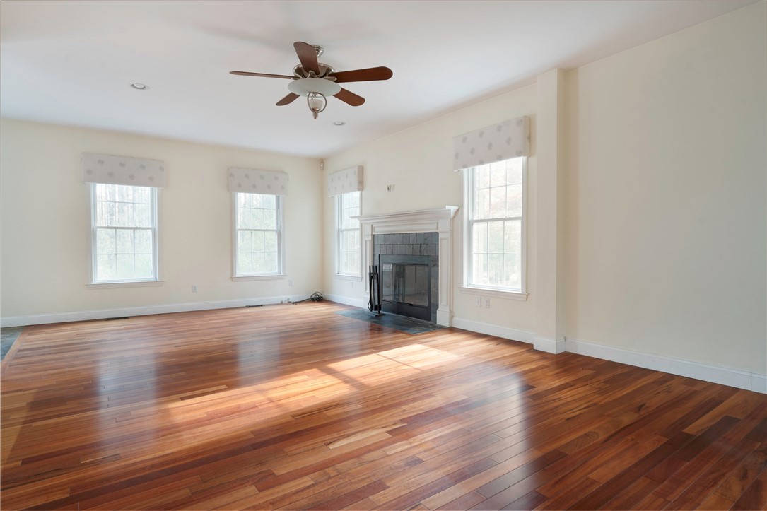 700 Cahoone Road Coventry, RI 02827 - Photo 10 of 22
