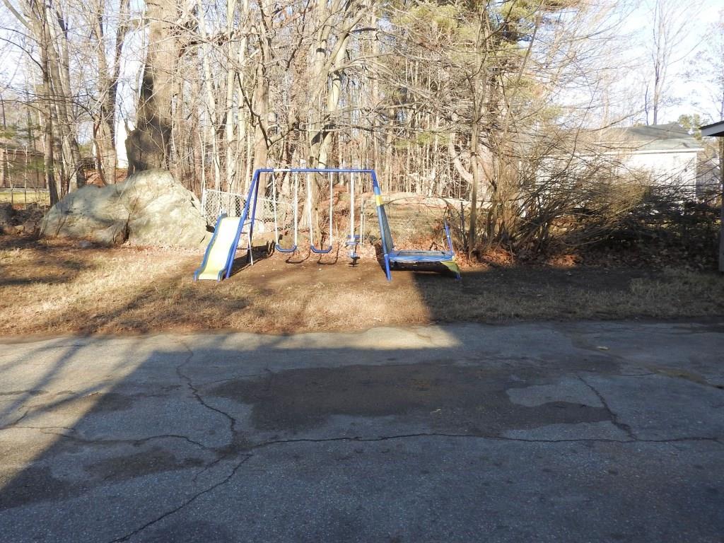 44 Pleasant Street Springvale, ME 04083 - Photo 32 of 33 Photo