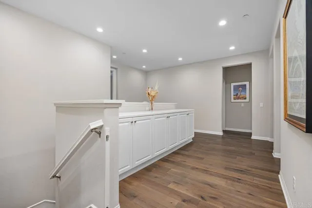 $2,298,800 | 15858 Anjou Lane, San Diego, CA 92127