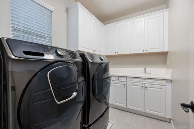 $2,298,800 | 15858 Anjou Lane, San Diego, CA 92127