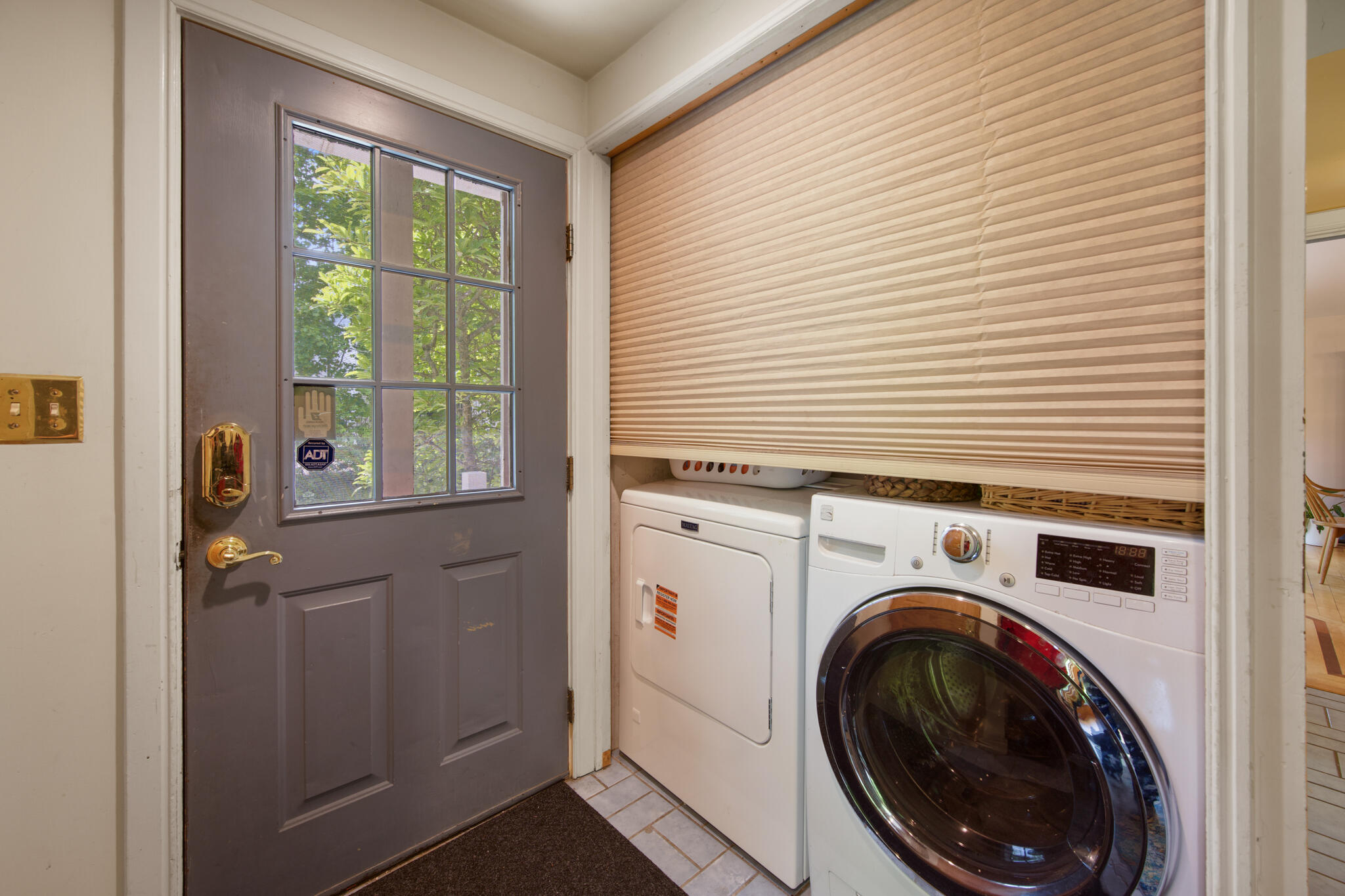 114 Main Street Orono, ME 04473 - Photo 12 of 64 DSC_7145