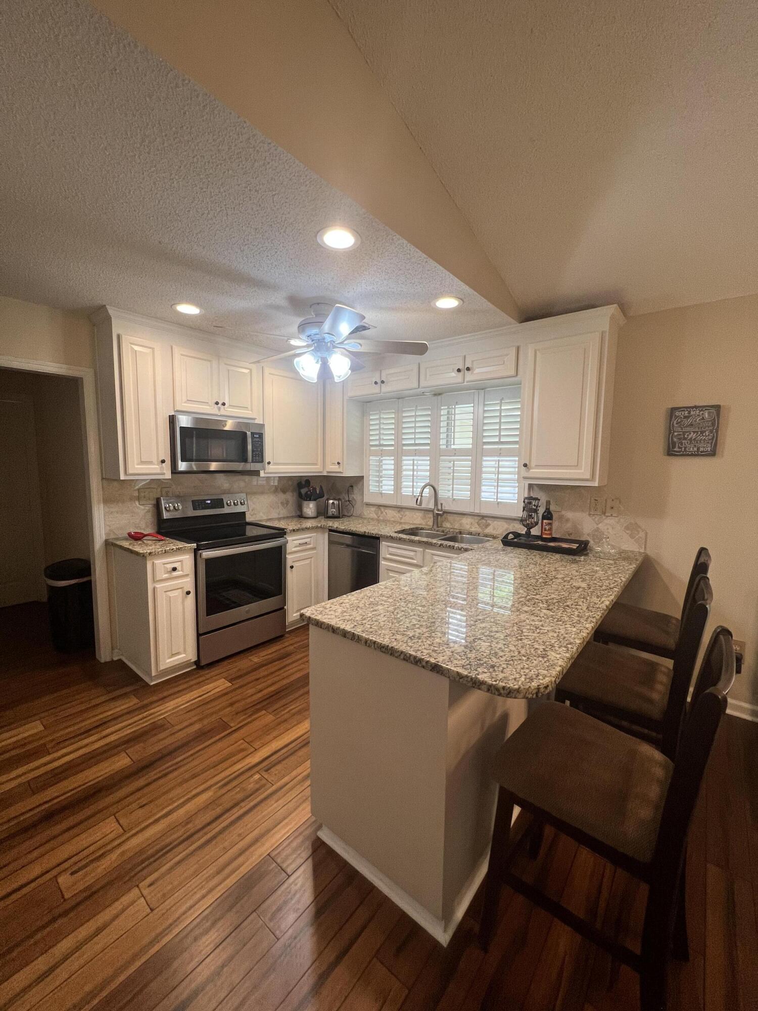 251 Candlewick Loop McCormick, SC 29835 - Photo 3 of 24