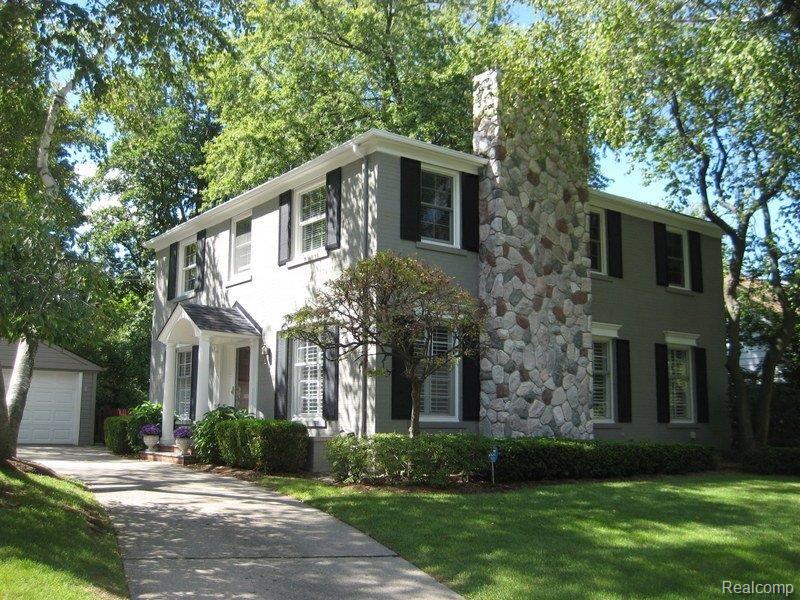 377 Lincoln Road Grosse Pointe, MI 48230 - Photo 1 of 17 377 Lincoln 023-001.jpg