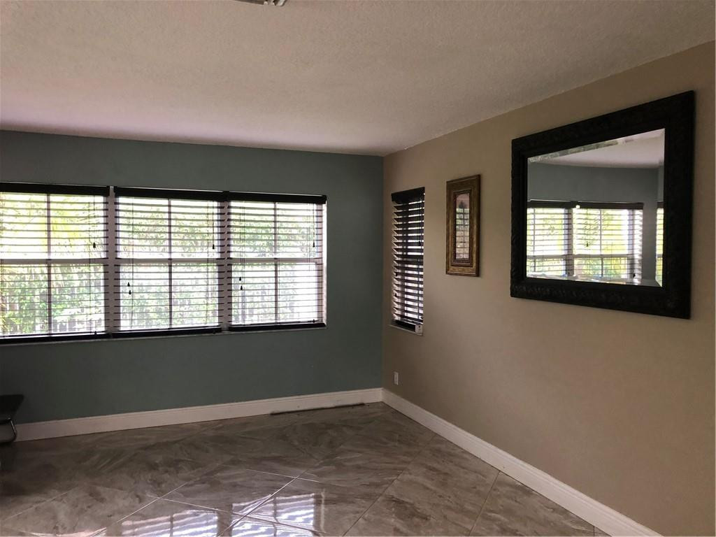 20366 Monteverdi Circle Boca Raton, FL 33498 - Photo 5 of 20 Photo 5