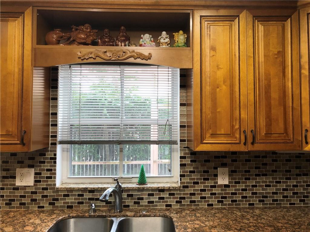 20366 Monteverdi Circle Boca Raton, FL 33498 - Photo 8 of 20 Photo 9