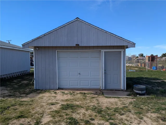 $374,900 | 13182 Begonia Road, Victorville, CA 92392