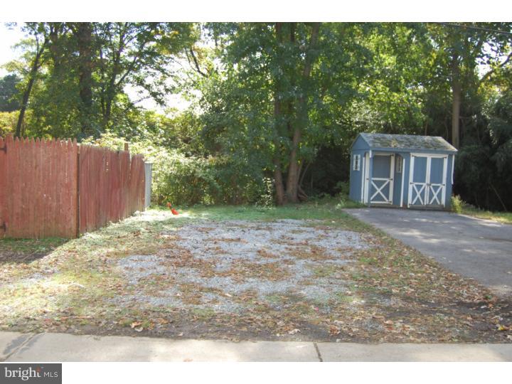 1002 Windsor Road Collingdale, PA 19023 - Photo 22 of 23 Back Yard