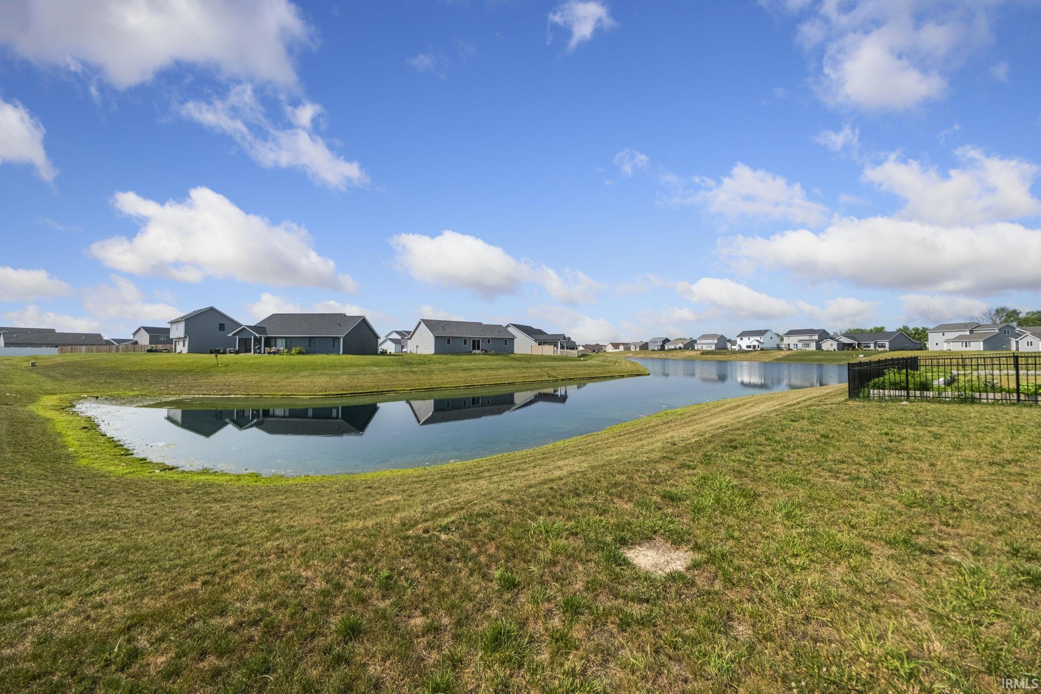 13271 Silk Tree Trail Fort Wayne, IN 46814 - Photo 4 of 36