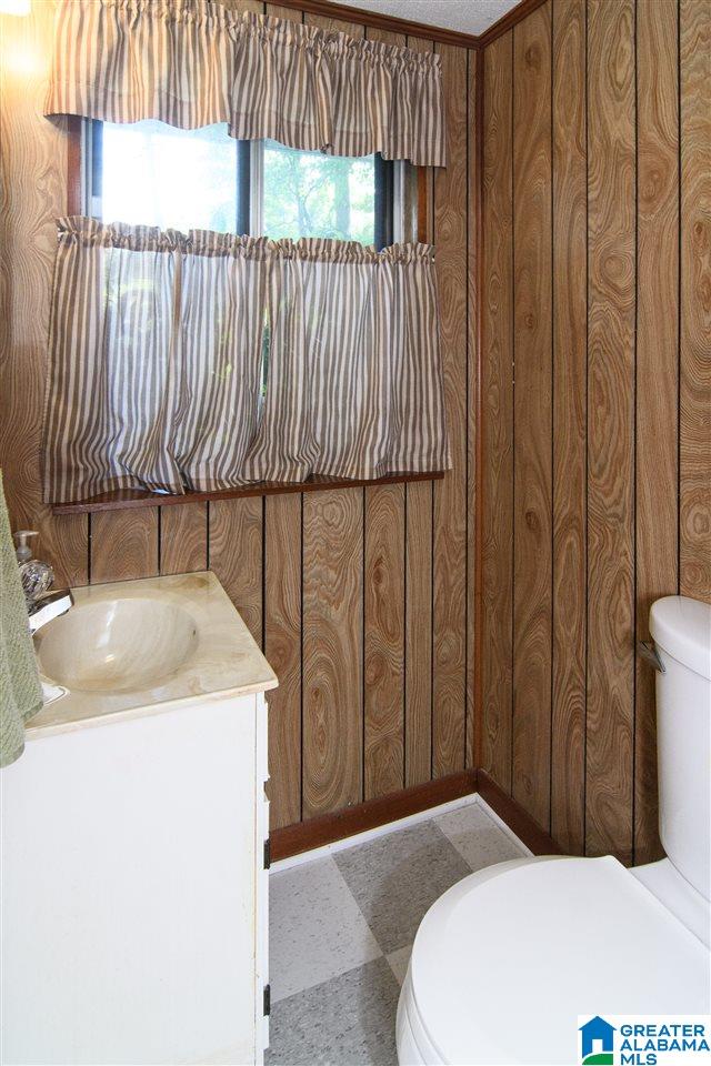 1008 Barnisdale Road Birmingham, AL 35235 - Photo 15 of 36