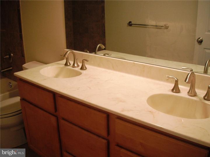 1014 Rodman Road Wilmington, DE 19805 - Photo 11 of 19 Gallery Image 11