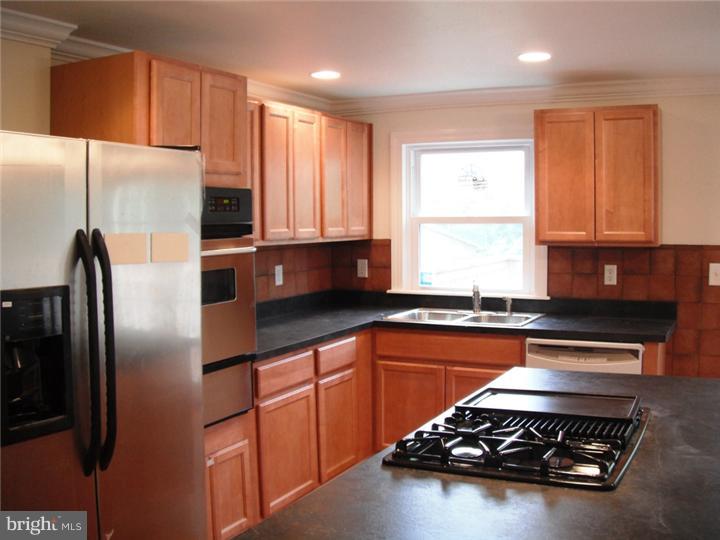 1014 Rodman Road Wilmington, DE 19805 - Photo 4 of 19 Gallery Image 4