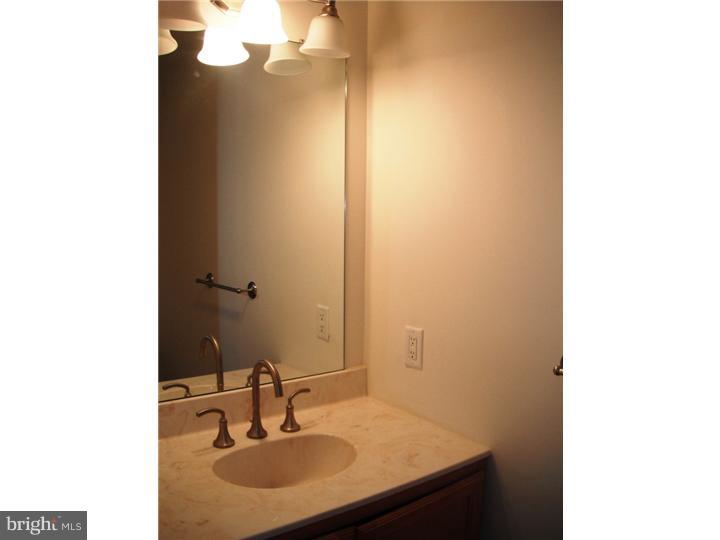 1014 Rodman Road Wilmington, DE 19805 - Photo 6 of 19 Half Bath