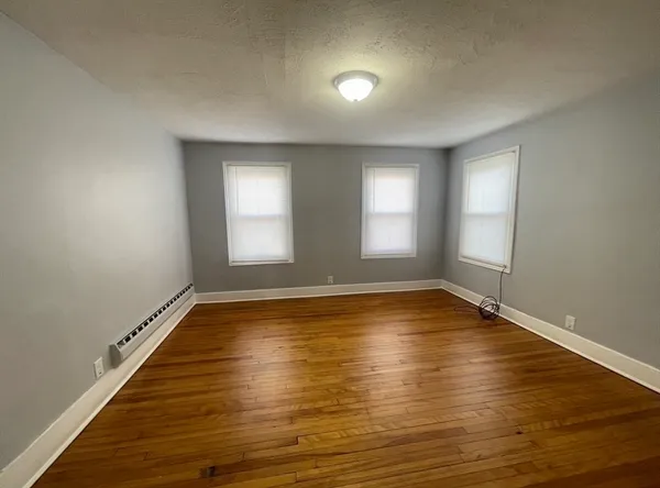 $2,000 | 27 Wilcox Street, Unit 2L, Springfield, MA 01105
