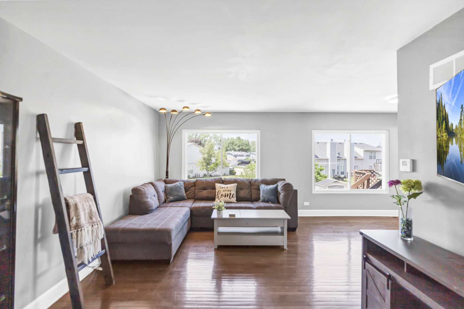 1004 Oak Ridge Drive Streamwood, IL 60107 - Photo 3 of 35