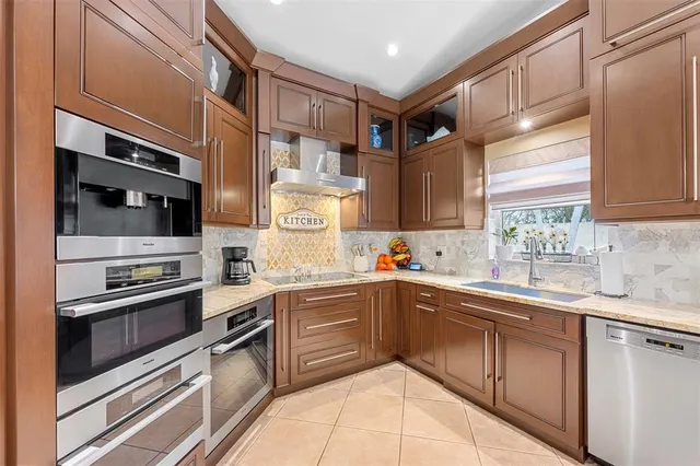 $610,000 | 2850 East Sable Circle, Margate, FL 33063