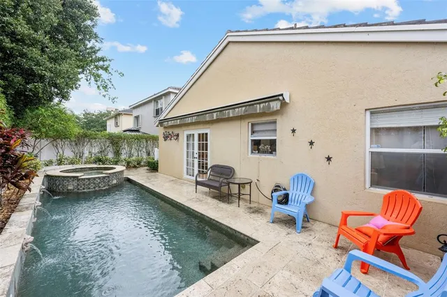 $610,000 | 2850 East Sable Circle, Margate, FL 33063