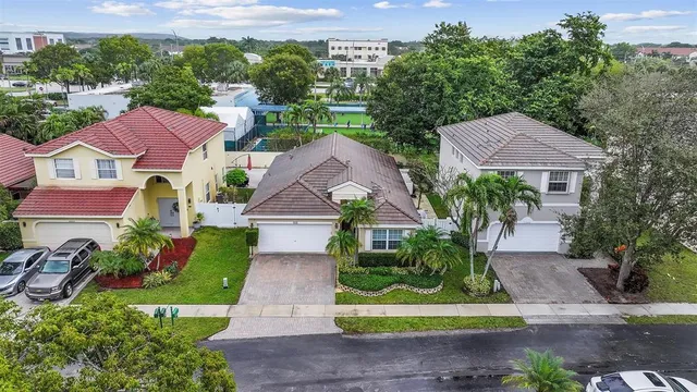 $610,000 | 2850 East Sable Circle, Margate, FL 33063