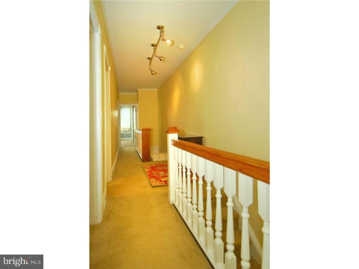 260 Rector Street Philadelphia, PA 19128 - Photo 14 of 21 Hallway