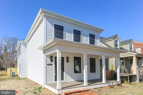 $789,000 | 1606 Charles Street, Fredericksburg, VA 22401