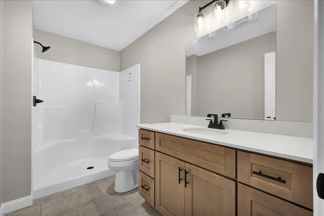 $284,900 | 180 South Oak Street, El Paso, IL 61738