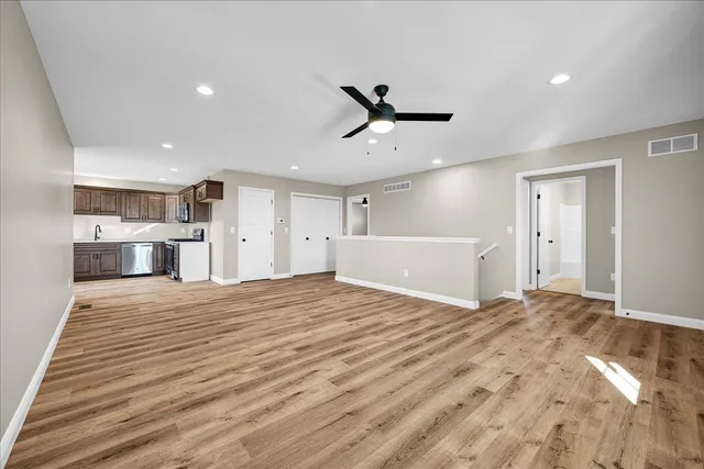 $284,900 | 180 South Oak Street, El Paso, IL 61738