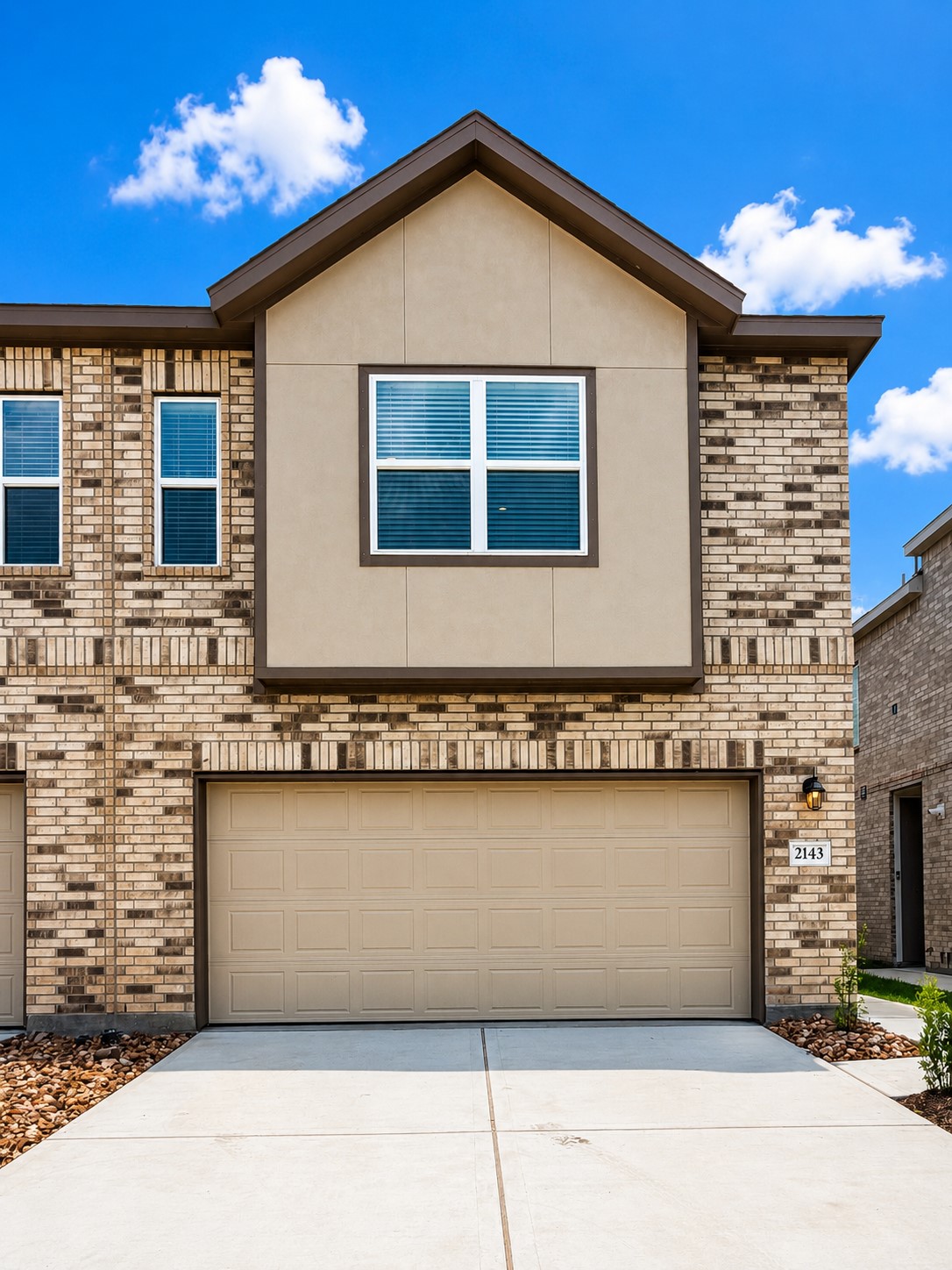 10102 Via Torino Drive Rosharon, TX 77583 - Photo 4 of 14 Gallery Image 4