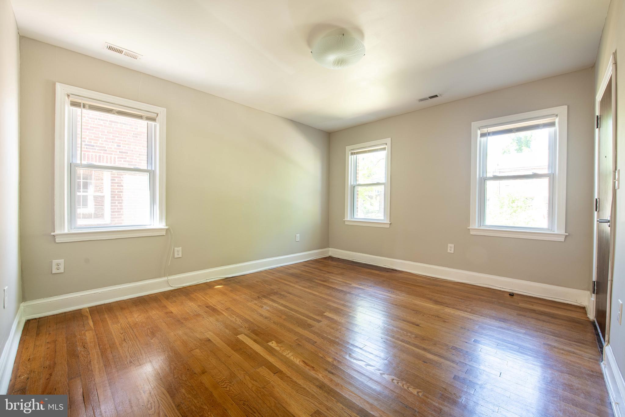 2241 40th Place Northwest Washington, DC 20007 - Photo 14 of 90