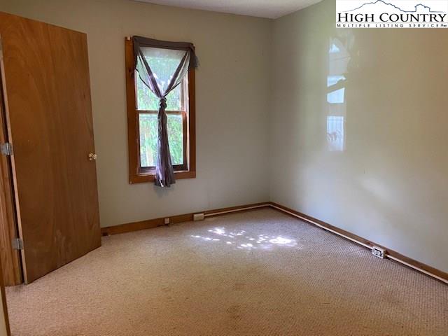 542 Sherwood Road Vilas, NC 28692 - Photo 10 of 15 Gallery Image 10
