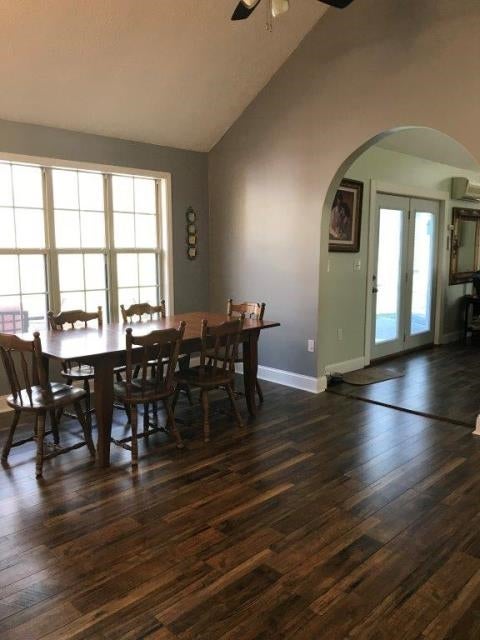 494 Embry Loop Morgantown, KY 42261 - Photo 8 of 27 Gallery Image 8