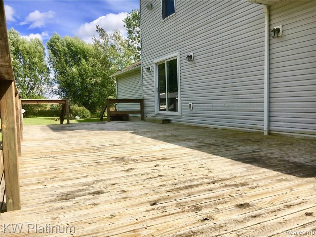 8870 Fisher Road Yale, MI 48097 - Photo 6 of 42 IMG_0524.jpg