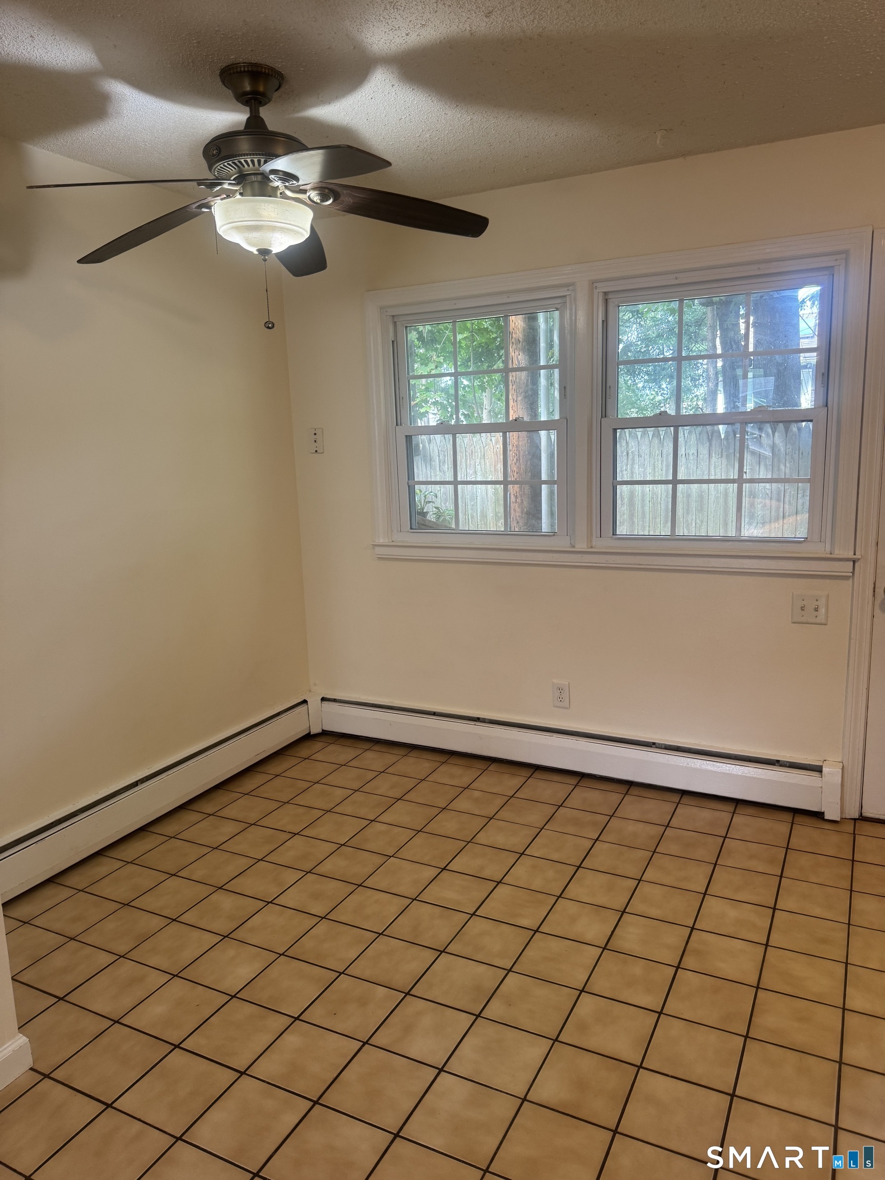 116 Commerce Street, Unit 16 Clinton, CT 06413 - Photo 6 of 19 Gallery Image 6
