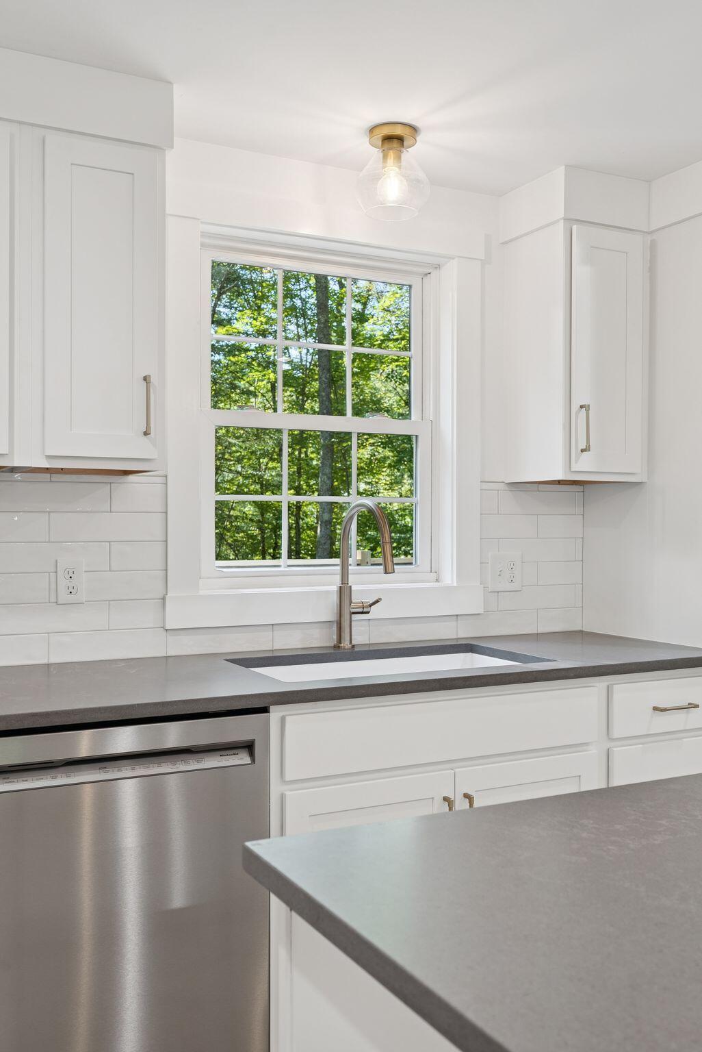 43 Skillin Road Cumberland, ME 04021 - Photo 7 of 28 43_DSC01445