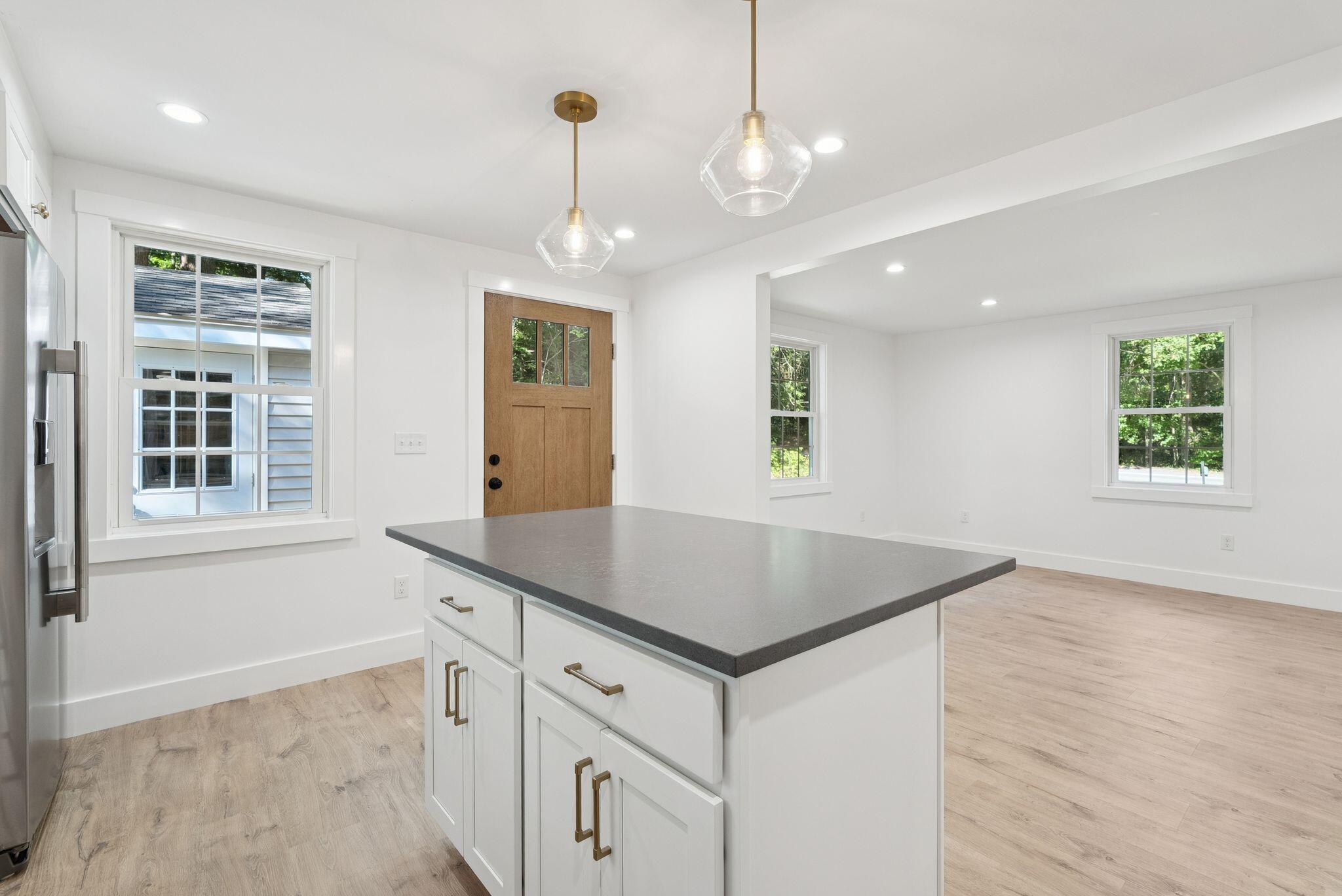 43 Skillin Road Cumberland, ME 04021 - Photo 9 of 28 35_DSC01405