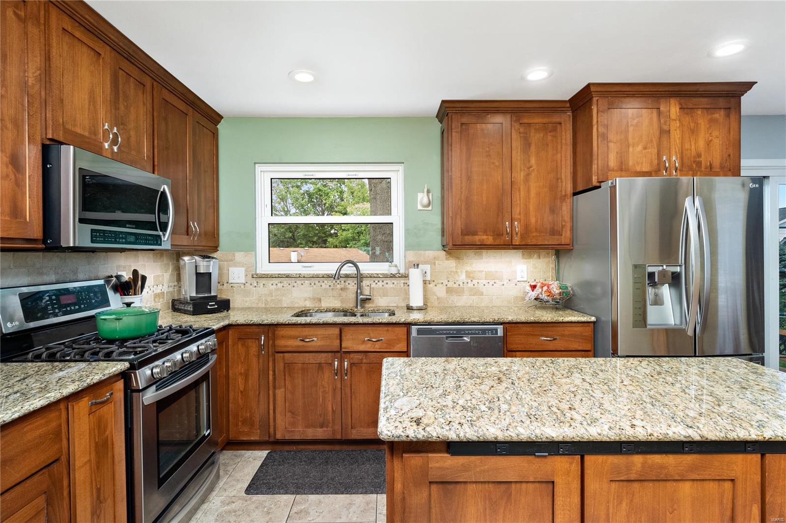5874 Hempline Road St. Louis, MO 63129 - Photo 12 of 44 Gallery Image 12