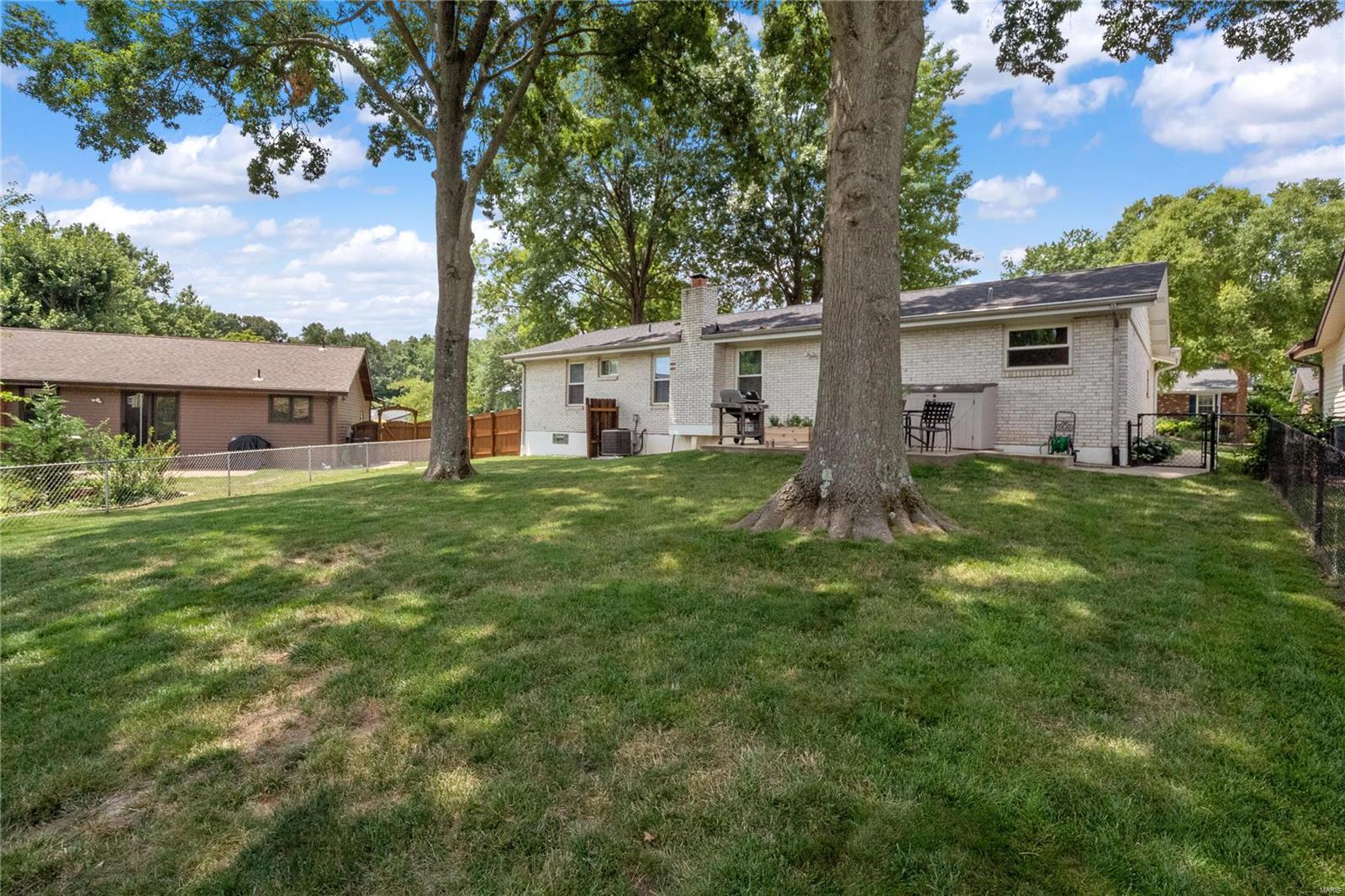 5874 Hempline Road St. Louis, MO 63129 - Photo 29 of 44 Gallery Image 29